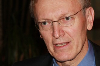 Naše zásahy určitě nemohou nahradit roli trhu, některými intervencemi ale můžeme napomoci, aby se ekologické inovace začaly na trhu víc prosazovat, uvedl Janez Potočnik, evropský komisař pro životní prostředí