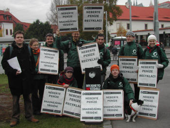 The public action by Czech Bankwatch member group Hnuti Duha informing about the government's decision's impact.