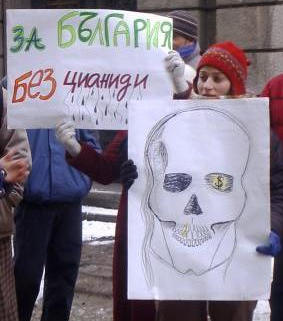 Civil society protests in 2006 against the potential permit for the introduction of cyanide technology at the Chelopech mine. The government's approval has now been overruled by the Bulgarian Supreme Administrative Court.