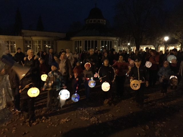 Pohádkový lampionový průvod