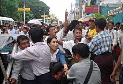 -Foto DVB: Su Su Nway během protestů v 2007-
