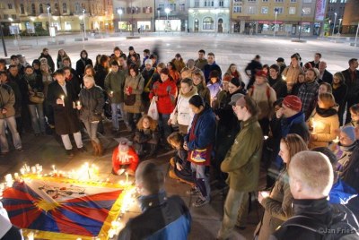 -Foto www.protibet.org: Svíčková vigilie v Ostravě-