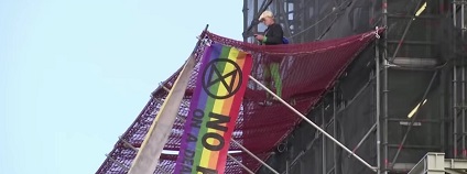 foto: Guardian News / youtube.com foto: Guardian News / youtube.com