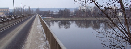 Most přes Labe ze Štětí do Hněvic Foto: Zákupák Wikimedia Commons
