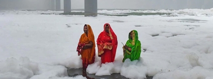 Opakující se znečištění řeky Jamuna v Indii Foto: Water Alternatives Photos Flickr
