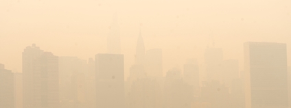 New York zahalený do kouře z kanadských lesních požárů, 7. 6. 2023 Foto: Depositphotos