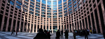 Evropský parlament ve Štrasburku Foto: blazinek28 Depositphotos