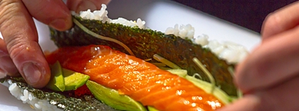 Výroba sushi Foto: Depositphotos