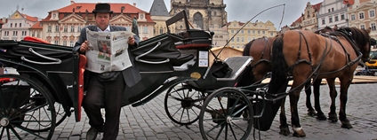 Fiakr v Praze na Staroměstském náměstí Foto: Steve Jurvetson Flickr