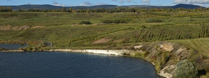 Jezero Most Foto: Petr Kinšt Wikimedia Commons