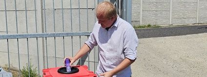 Přestanov testuje sběr sprejů. Foto:  UJEP