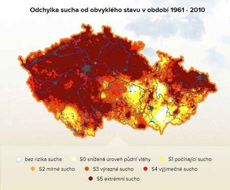 Extrémním a výjimečným suchem je dohromady postiženo 63 procent území. InterSucho rozlišuje šest stupňů sucha, nejnižší je snížená úroveň půdní vláhy, výjimečné a extrémní sucho jsou dva nejvyšší stupně. / Na mapě sucho v roce 2010. 