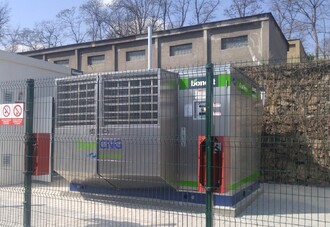  Plnička na CNG.