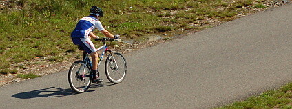 Cyklista na cyklostezce Foto: Martin Singr Ekolist.cz 