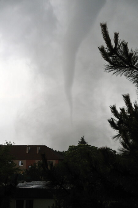 Tornádo.