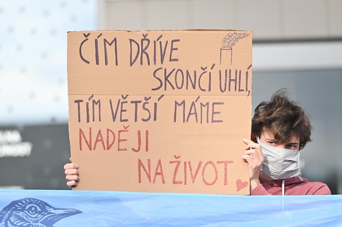 Uhelná komise by na svém listopadovém jednání měla rozhodnout o termínu ukončení využívání uhlí.