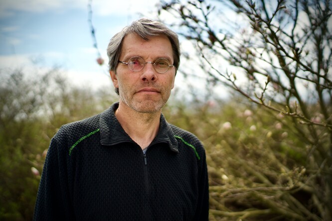 Jiří Malík působil 20 let ve správě Chráněné krajinné oblasti Broumovsko. V roce 2005 také založil s kolegy spolek Živá voda cílící na podporu zadržování vody v krajině a v roce 2016 spolupracoval na návrhu revitalizace toku Bučnice na Zdoňovsku. 