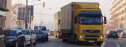 Kamiony projíždějící Prahou. Foto: Martin Singr Ekolist.cz