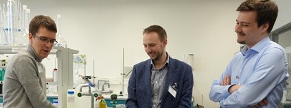 Vědci z UJEP se podílí na vývoji bezpečnější lithiové baterie Foto: UJEP