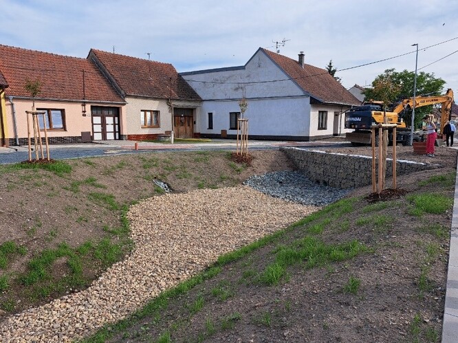 Obr. 9. Poldry v centrální části Přísnotic.