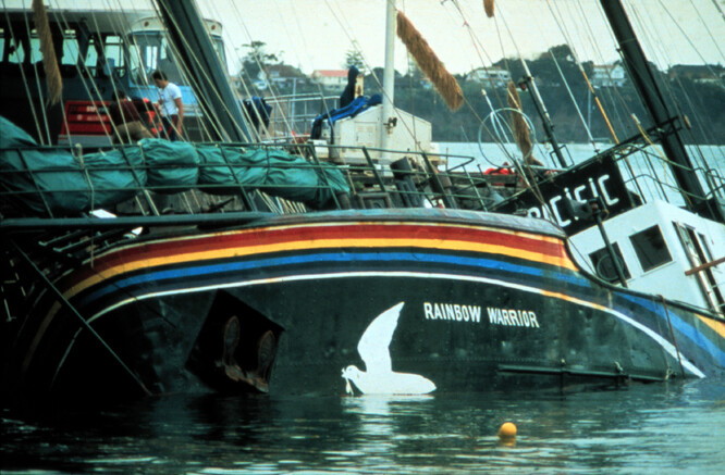 Potopení Rainbow Warrior.