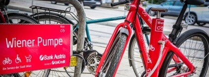 Veřejná pumpička na kolo ve Vídni Foto: fahrradwien.at